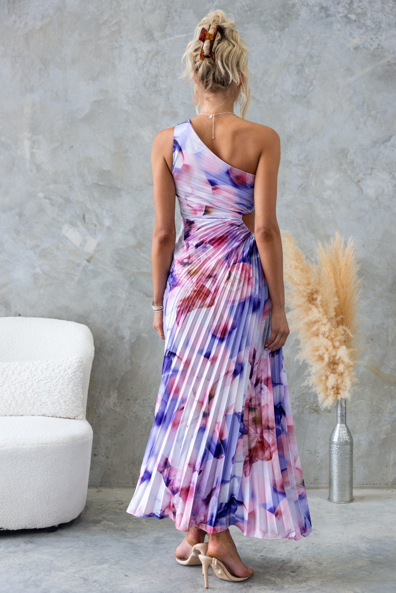 ELLA | Vestido midi plisado de un solo hombro